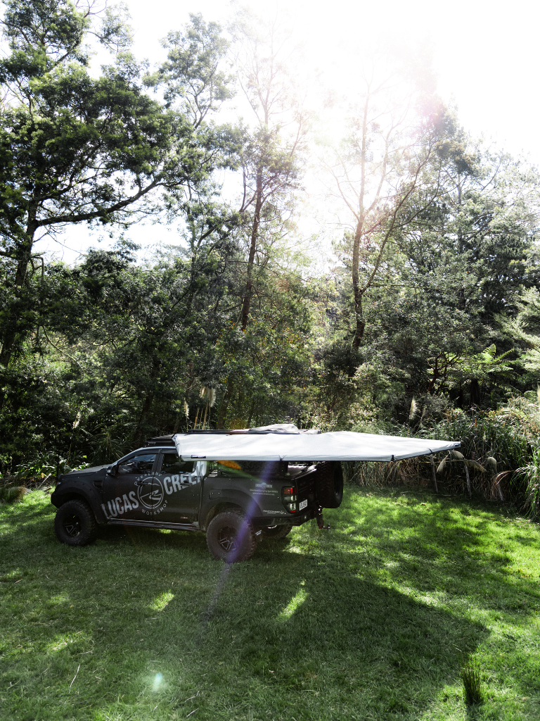 Lucas Creek 270 Fantail free standing awning top view