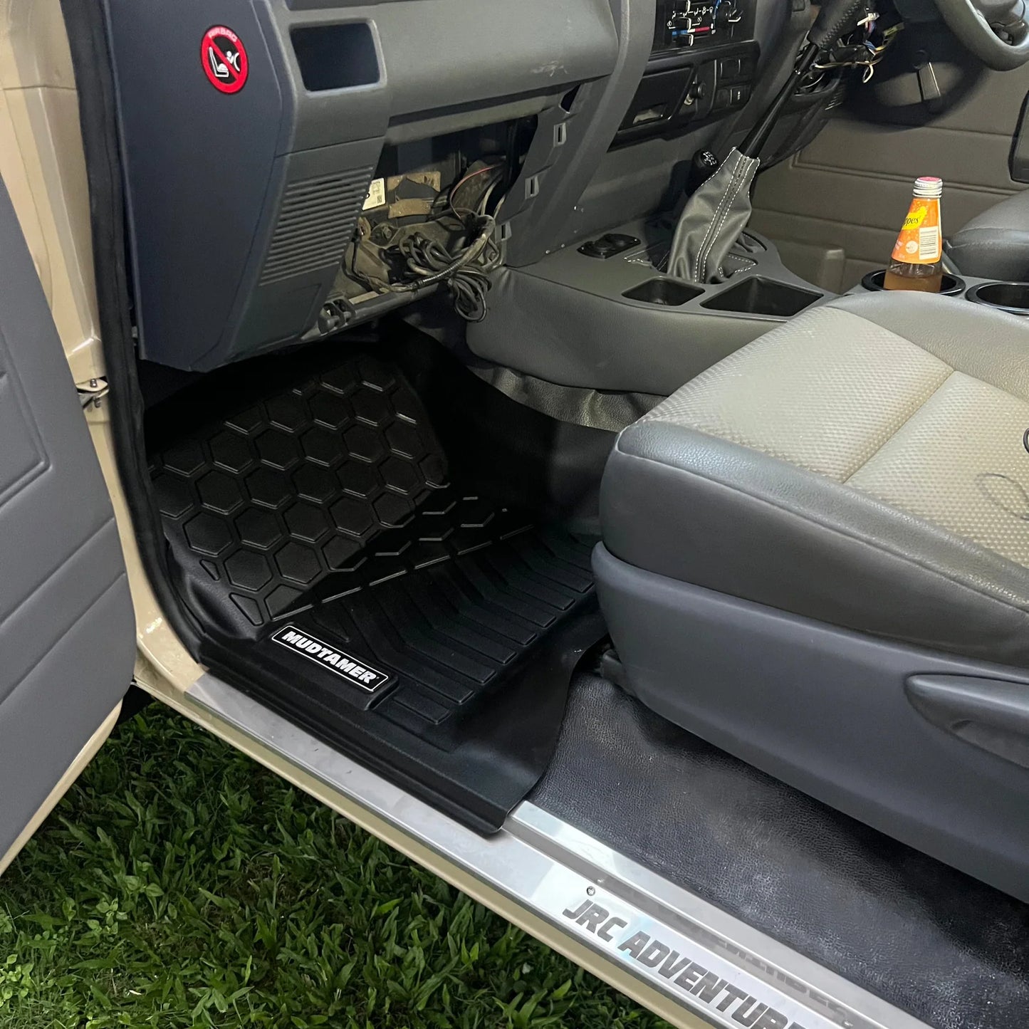 MUDTAMER Floor Mats | Toyota 79 Series Land Cruiser Single Cab 2017-2023