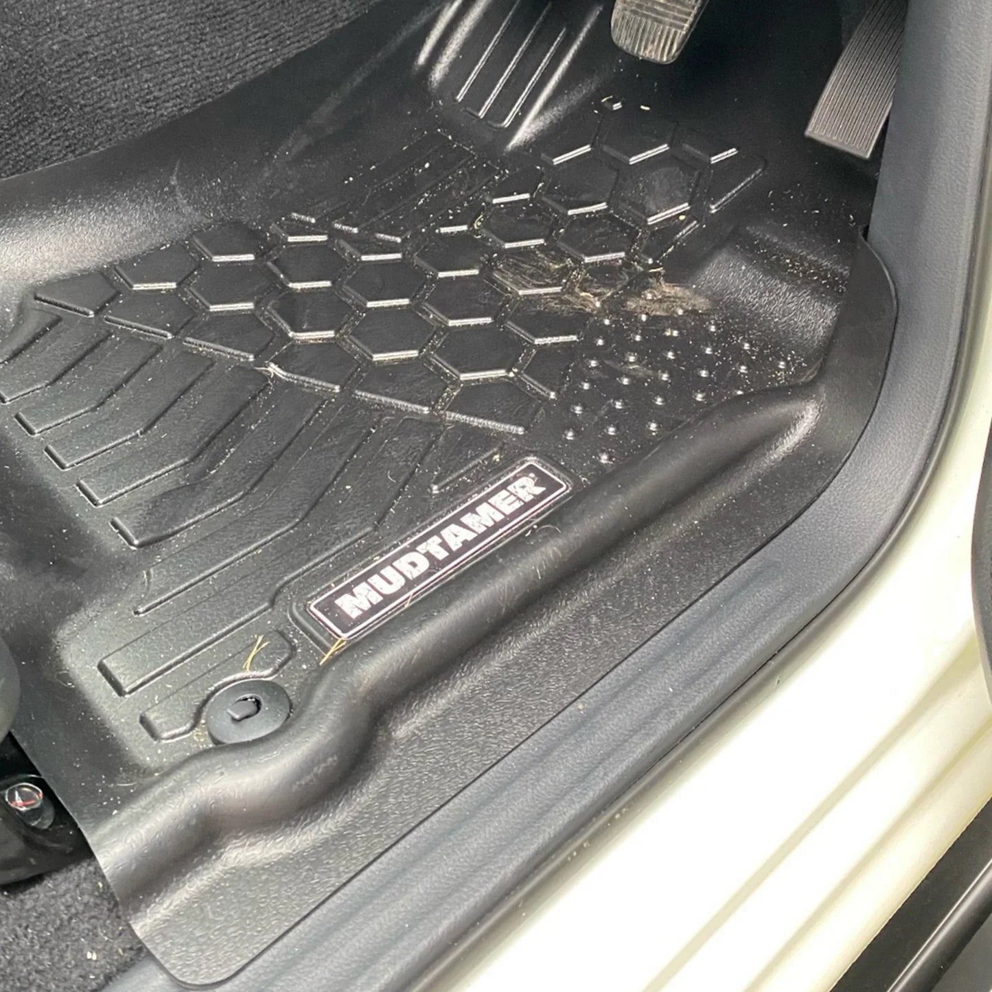 MUDTAMER Floor Mats | Nissan Navara NP300 Manual 2014+