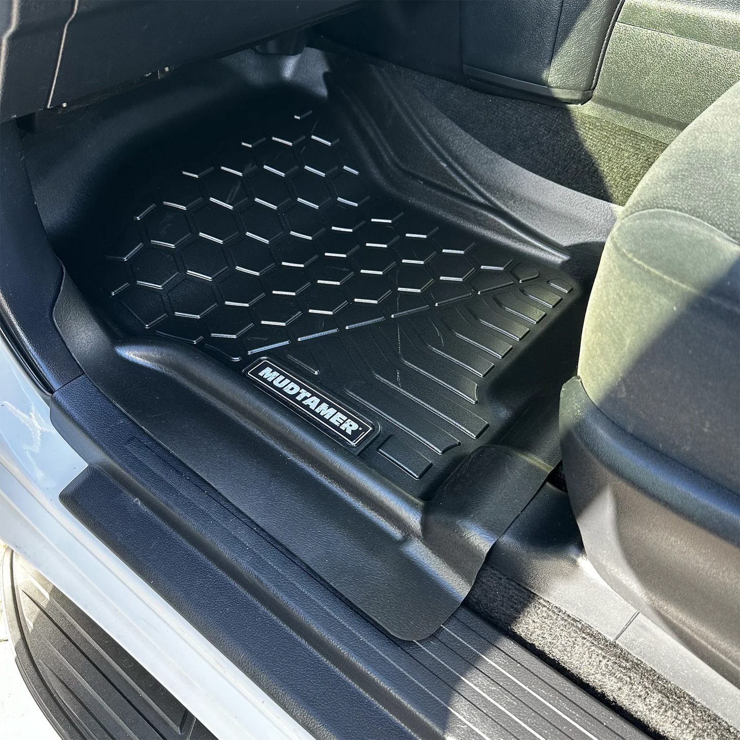 MUDTAMER Floor Mats | Toyota Prado 150 Series Automatic 2010+