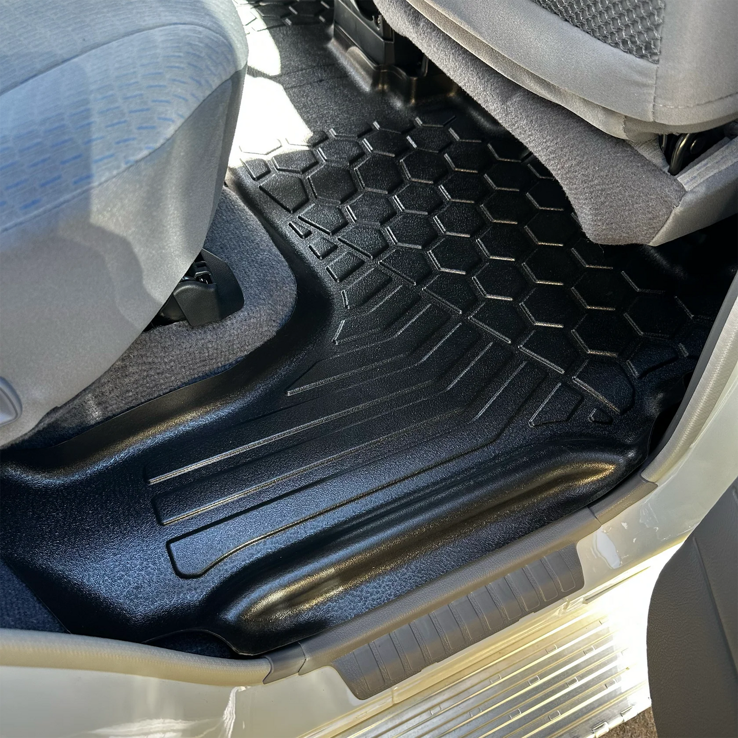 MUDTAMER Floor Mats | Toyota Land Cruiser 76 Series Wagon 2007-2023