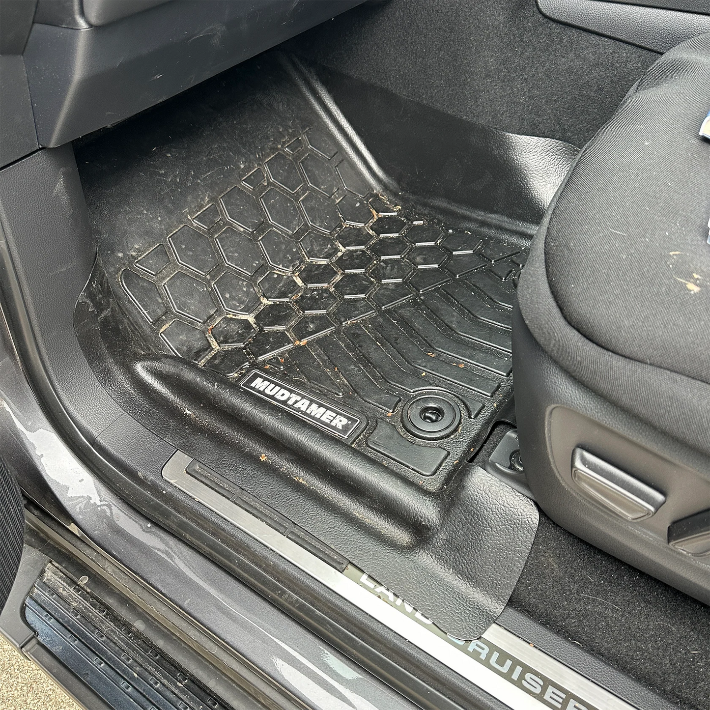 MUDTAMER Floor Mats | Toyota Land Cruiser 300 Series 2021+